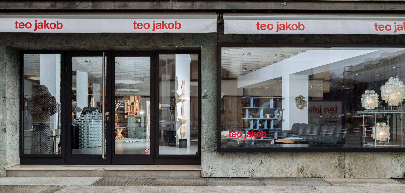Aussenansicht des Showrooms teo jakob Genf mit Schaufenster.