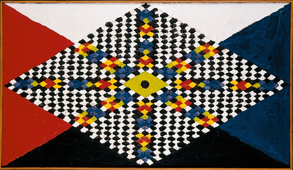 Abstraktes Gemälde mit rautenförmigem Feld aus schwarz weissen Punkten und einem Kreuz aus roten gelben blauen Flächen, in der Mitte ein grünes Auge mit schwarzem Punkt, umgeben von dreieckigen Farbflächen in Rot Dunkelblau Weiss und Schwarz.