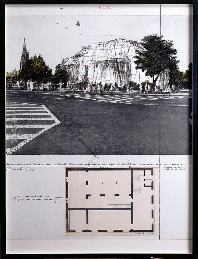 Fotomontage eines Stadtplatzes mit zebraartigen Querstreifen im Vordergrund. Zentral eine skizzierte, in Stoff eingehüllte Kunsthalle mit Bäumen und vielen Passanten. Darunter ein beschrifteter Grundriss des Gebäudes mit Markierungen.