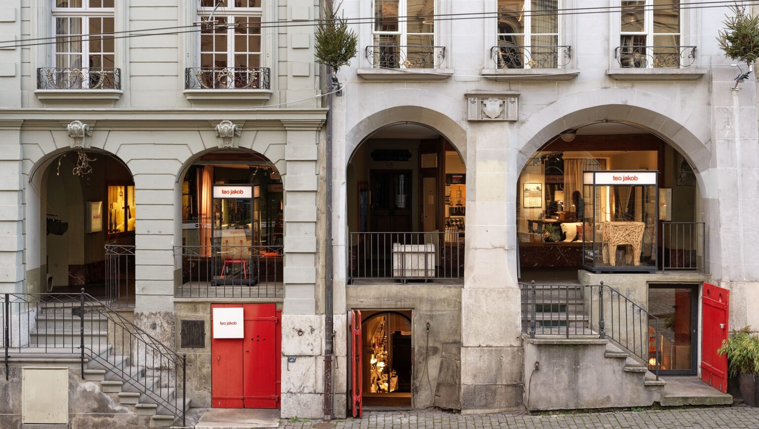 Aussenansicht teo jakob Filiale in Bern, Gerechtigkeitsgasse 23 und 25